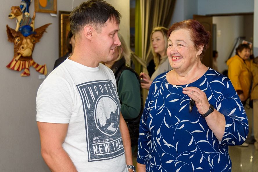 "Искусство в дереве, дерево в искусстве". Выставка Олега Торопцева - 12