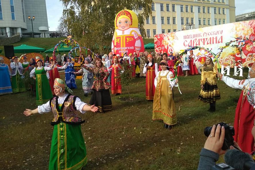 Праздник русского сарафана на Покровской ярмарке - 2