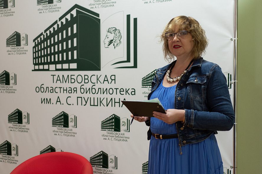 Выставка портретов "Лица Пушкинского чердака" - 12