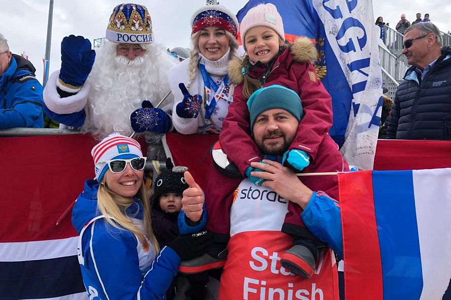 Тамбовский Дед Мороз со Снегурочкой на чемпионате Мира по лыжным гонкам - 18