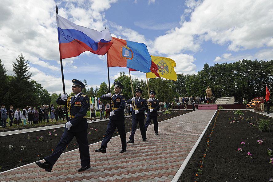 Открытие мемориала в Знаменском районе - 4