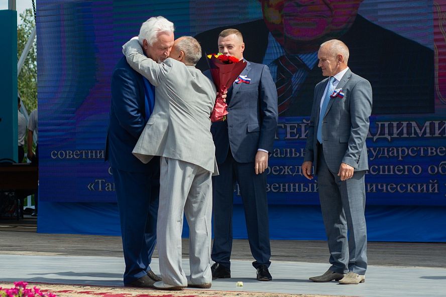 День флага - 19