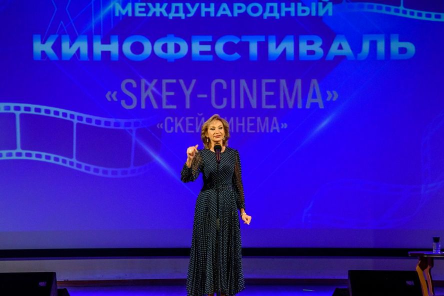 13-й Международный кинофестиваль - 29