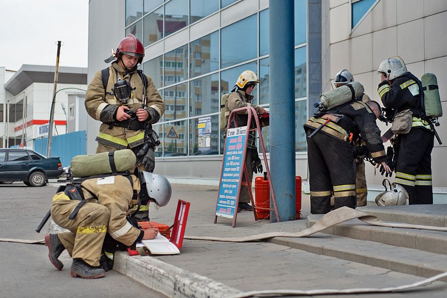 Учения в торговом центре на Киквидзе - 12