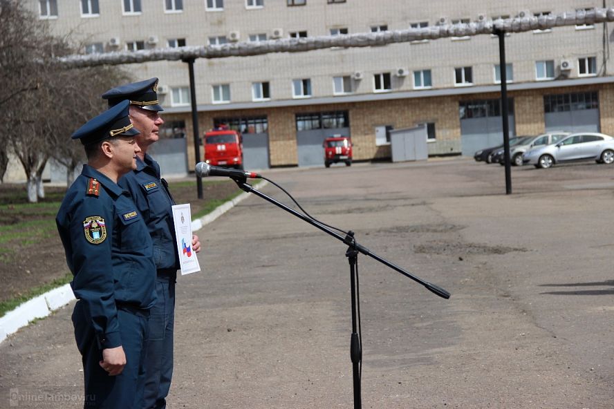 Торжественный митинг в ГУ МЧС России по Тамбовской области - 7
