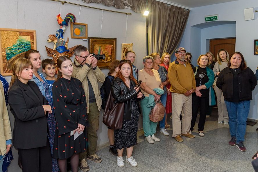 "Искусство в дереве, дерево в искусстве". Выставка Олега Торопцева - 19