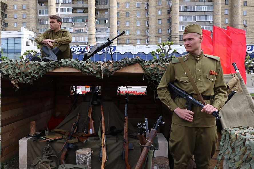 "Выставка военной техники" - 11