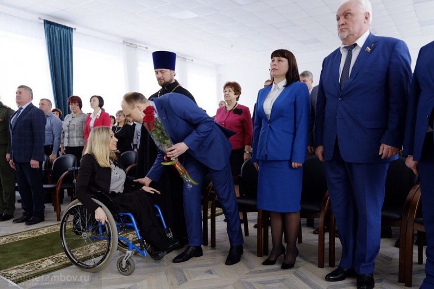 Алексей Бородин вступил в должность главы Тамбовского района - 12