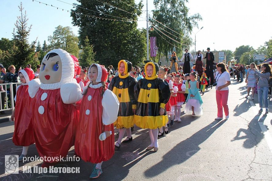 Фестиваль котовской неваляшки - 8