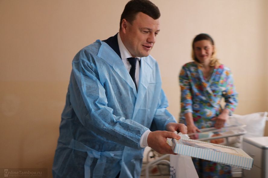 Никитин в роддоме - 5
