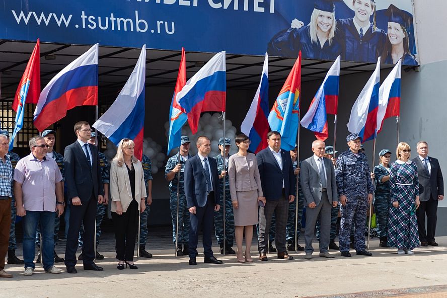 Час памяти жертвам теракта в Беслане - 0
