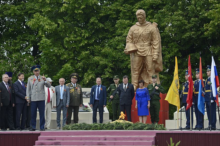 Открытие мемориала в Знаменском районе - 11